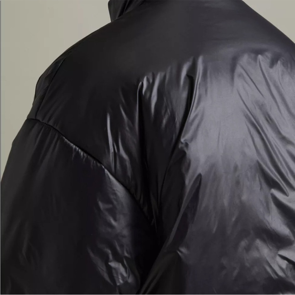 Urban Outfitters Standard Cloth Channeless Puffer Jacket - Picture 2 of 8